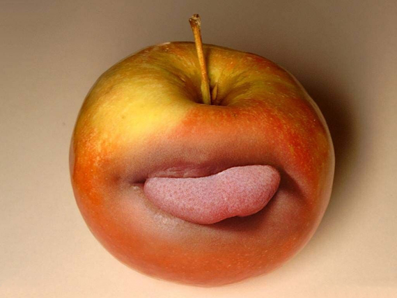 Toungy Apple